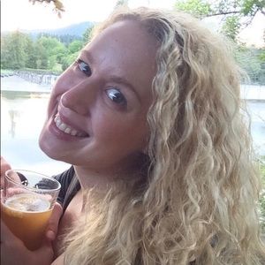 Meet your Posher, Sylvia